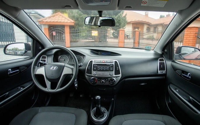 Hyundai i20 cena 25900 przebieg: 141000, rok produkcji 2013 z Radom małe 742